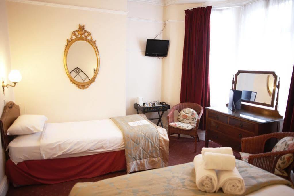 Hamilton Court Hotel Chester Exterior foto